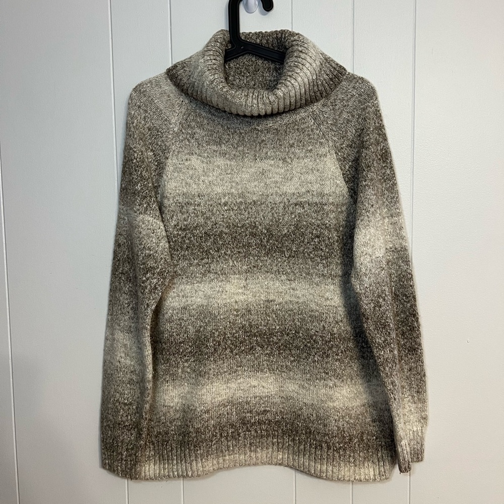 Columbia turtleneck knit‎ sweater size XL